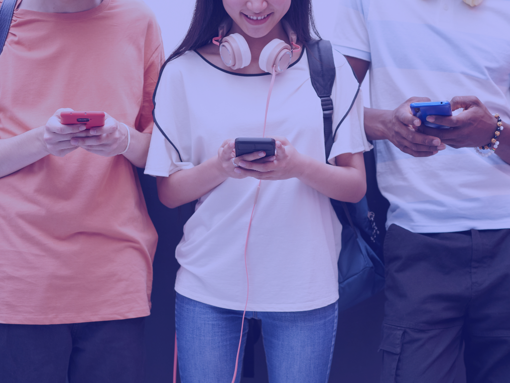 Uso de celulares en colegios: Desafíos para la gestión escolar 2026